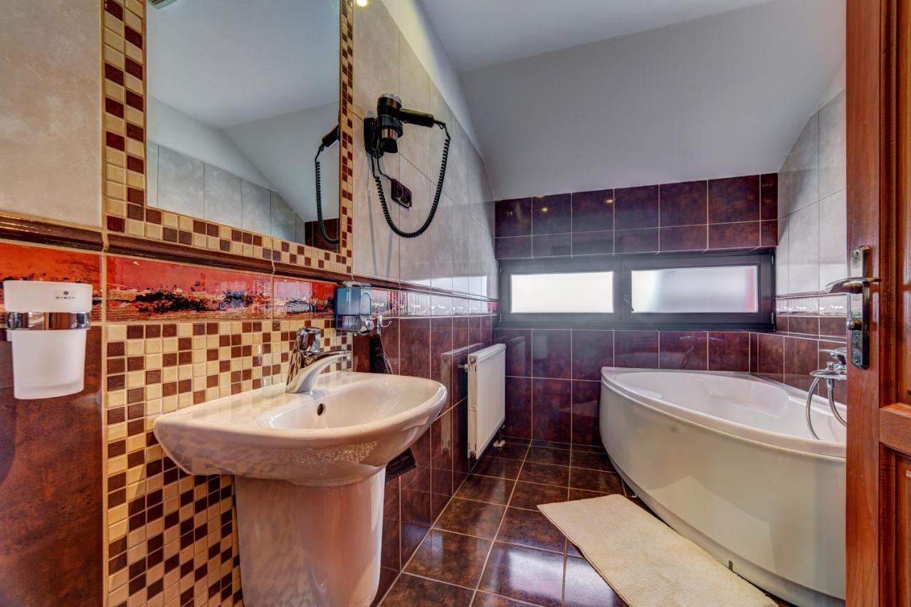 Apartmanovy Dom Slniecko Žiar Exteriör bild