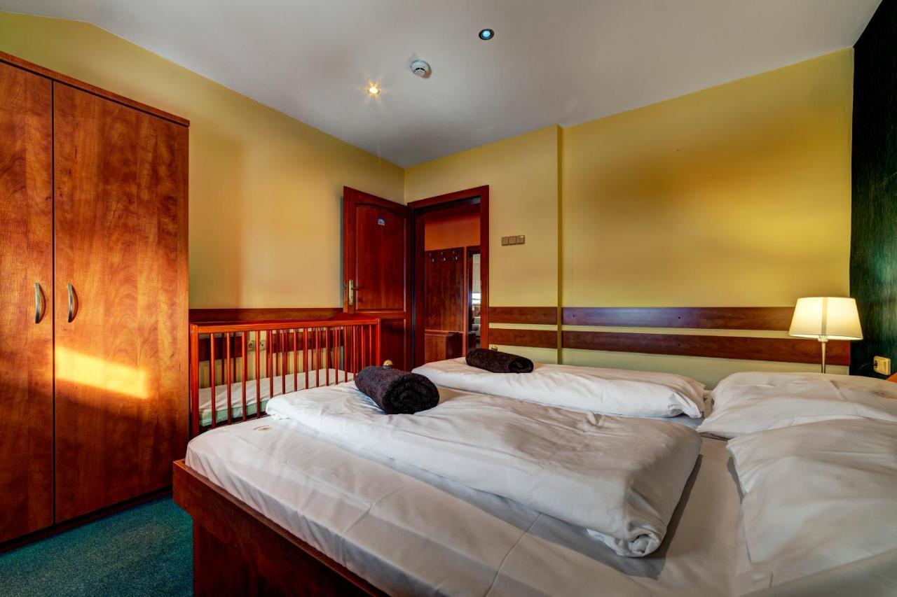 Apartmanovy Dom Slniecko Žiar Exteriör bild