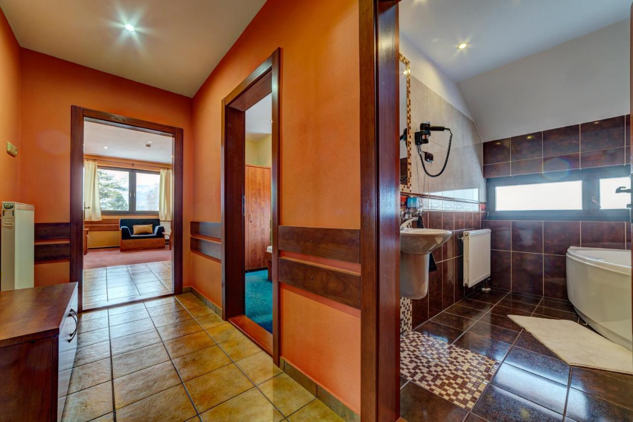 Apartmanovy Dom Slniecko Žiar Exteriör bild