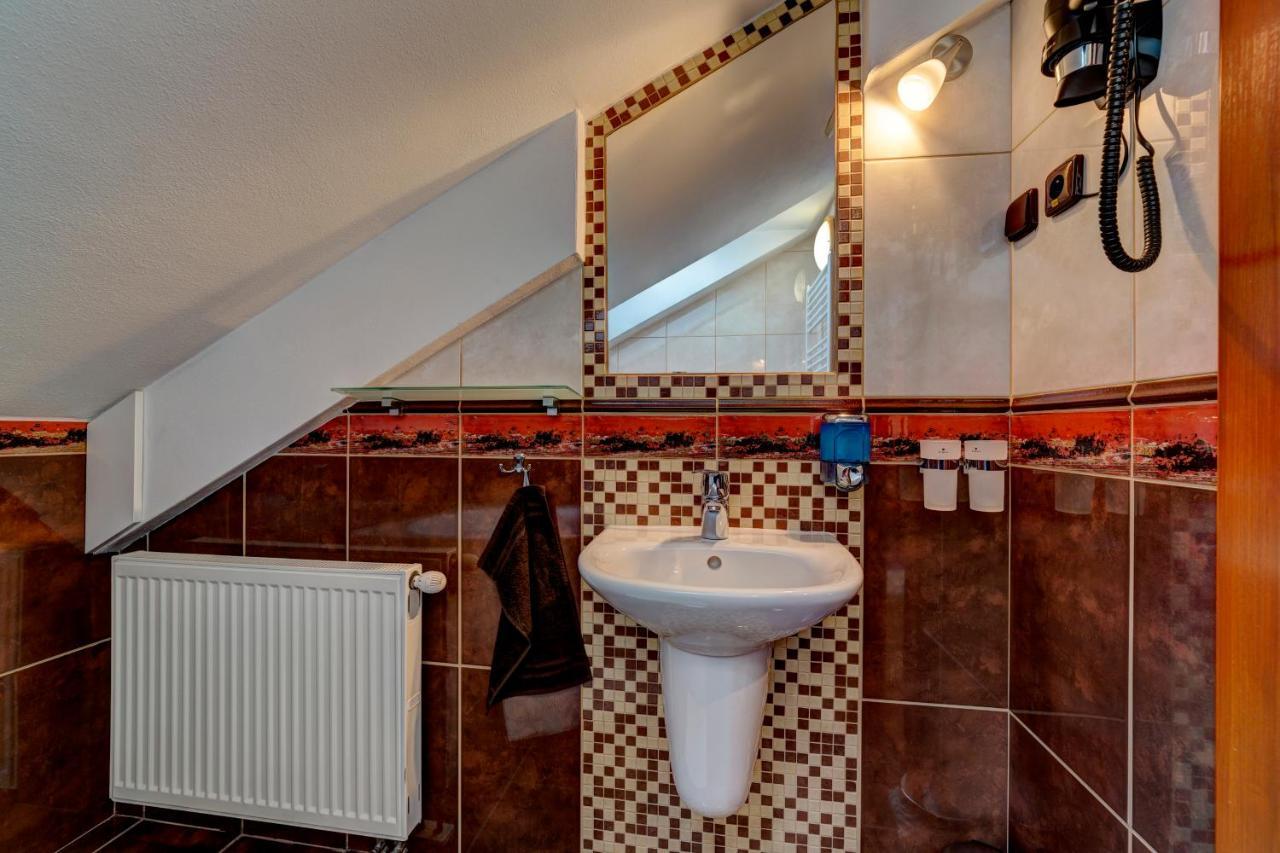 Apartmanovy Dom Slniecko Žiar Exteriör bild