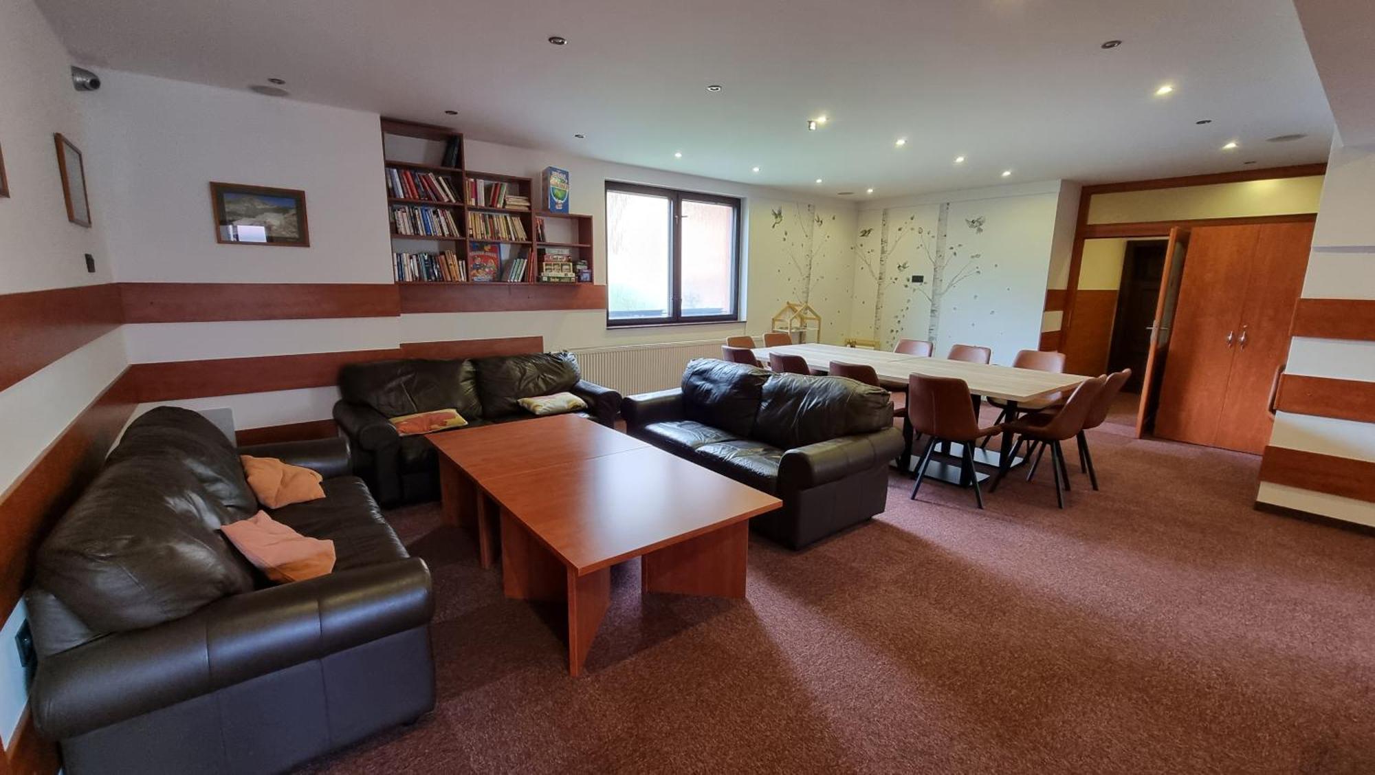 Apartmanovy Dom Slniecko Žiar Exteriör bild