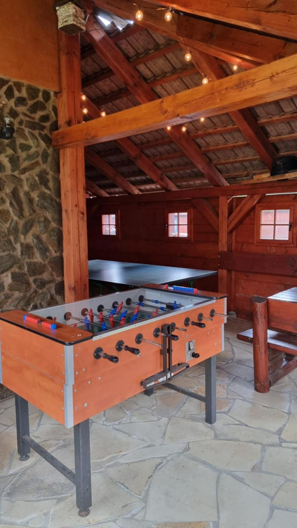 Apartmanovy Dom Slniecko Žiar Exteriör bild